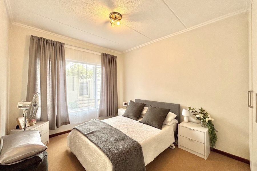 2 Bedroom Property for Sale in Bryanston Gauteng