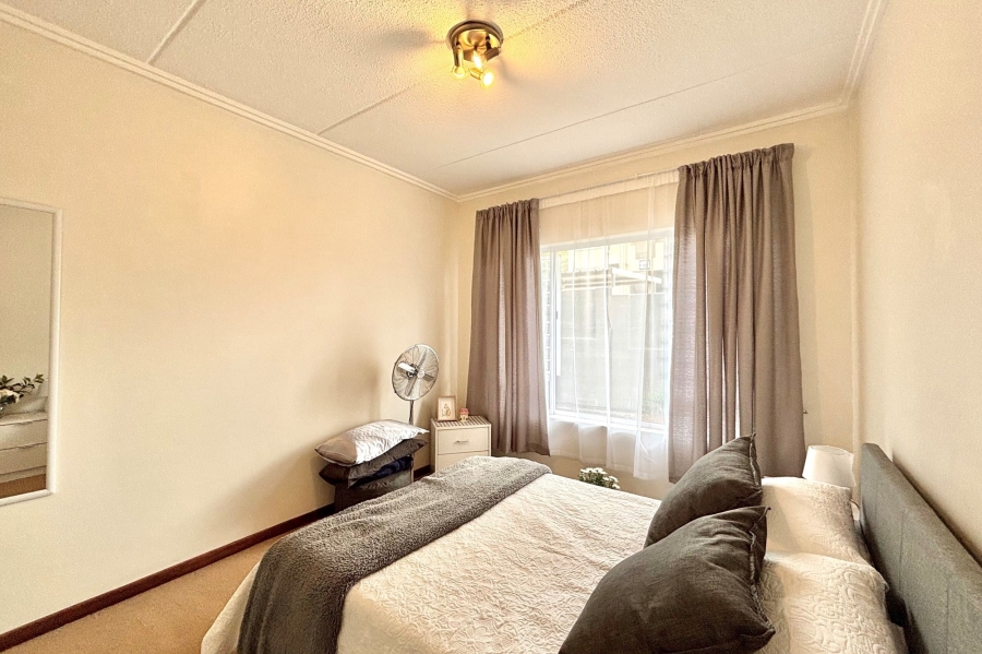 2 Bedroom Property for Sale in Bryanston Gauteng