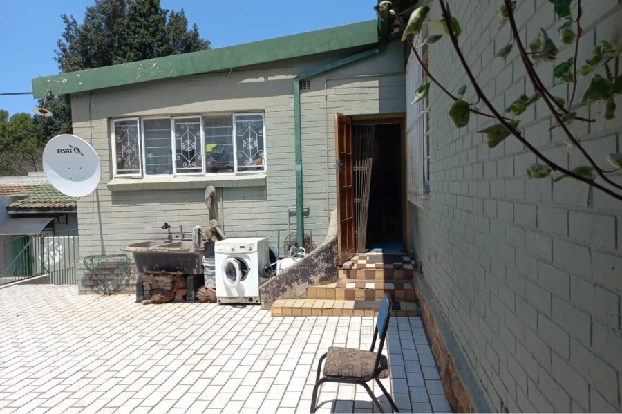 3 Bedroom Property for Sale in Bezuidenhout Valley Gauteng