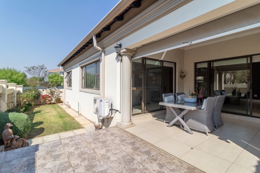 4 Bedroom Property for Sale in Greenstone Hill Gauteng