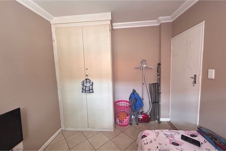 To Let 2 Bedroom Property for Rent in The Orchards Gauteng