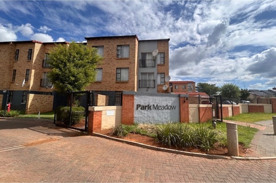 To Let 2 Bedroom Property for Rent in The Orchards Gauteng