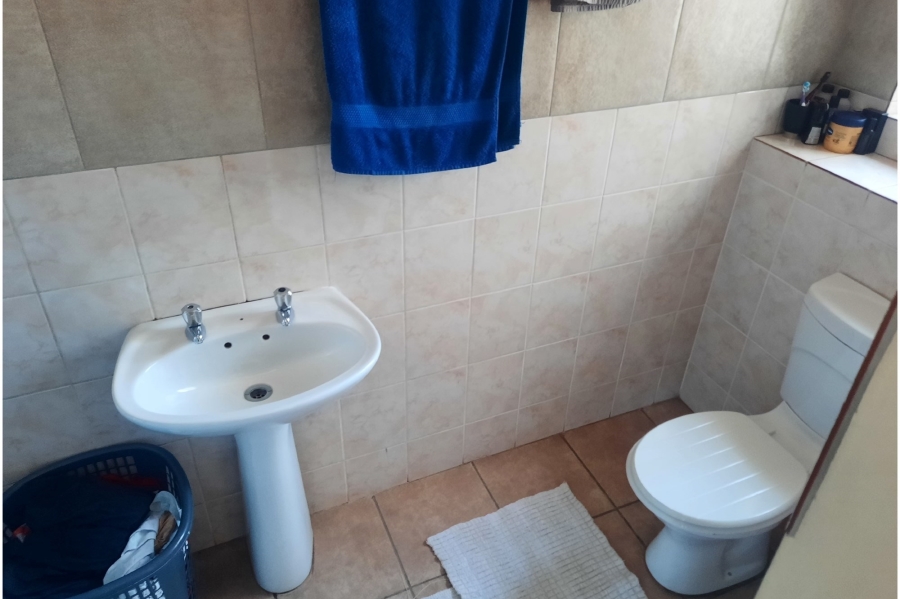 2 Bedroom Property for Sale in Birchleigh Gauteng