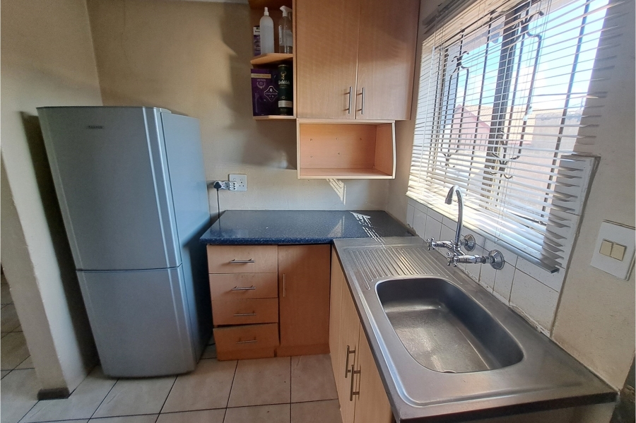 2 Bedroom Property for Sale in Moroka North Gauteng