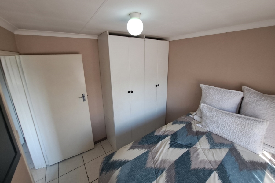 2 Bedroom Property for Sale in Moroka North Gauteng