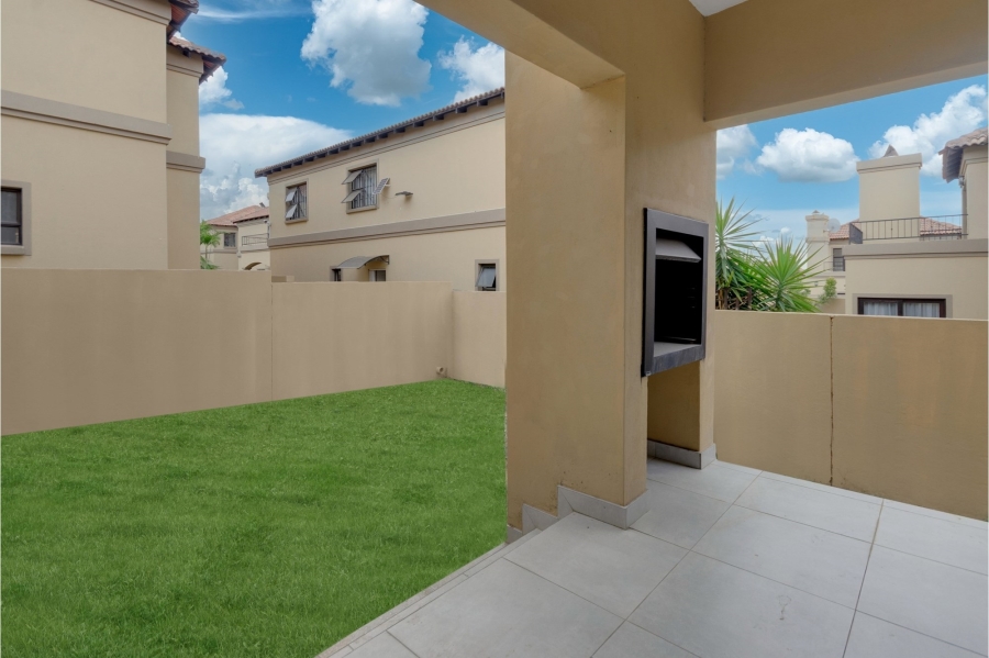 3 Bedroom Property for Sale in Broadacres Gauteng