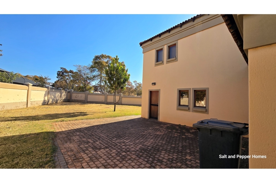 3 Bedroom Property for Sale in Zambezi Country Estate Gauteng