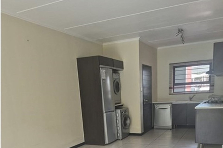 To Let 3 Bedroom Property for Rent in Fourways Gauteng