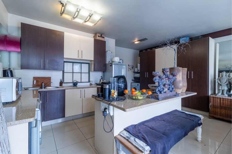 2 Bedroom Property for Sale in Braamfontein Gauteng