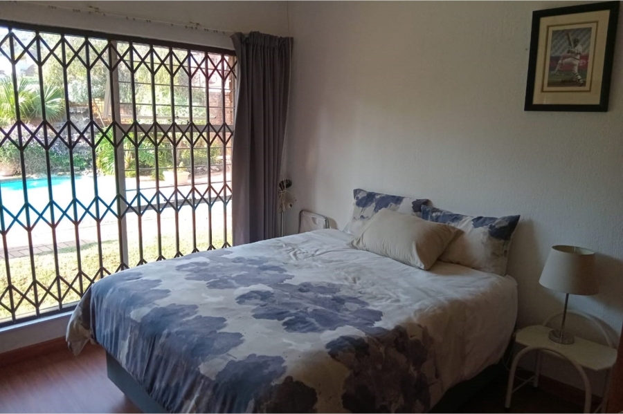 5 Bedroom Property for Sale in Glenvista Gauteng