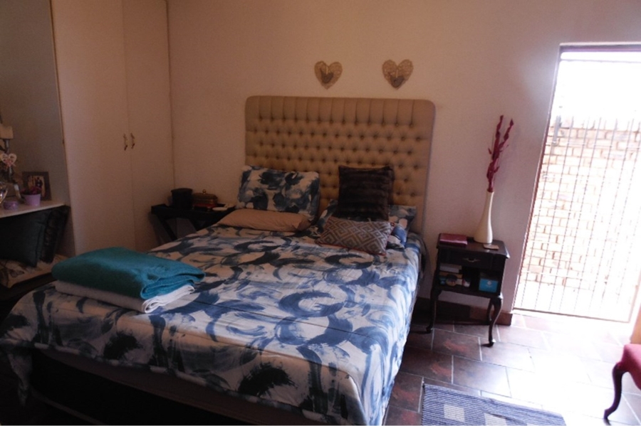 1 Bedroom Property for Sale in Bassonia Gauteng