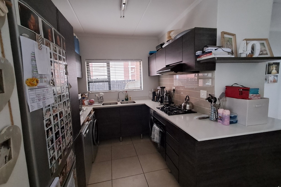 3 Bedroom Property for Sale in Greenstone Hill Gauteng