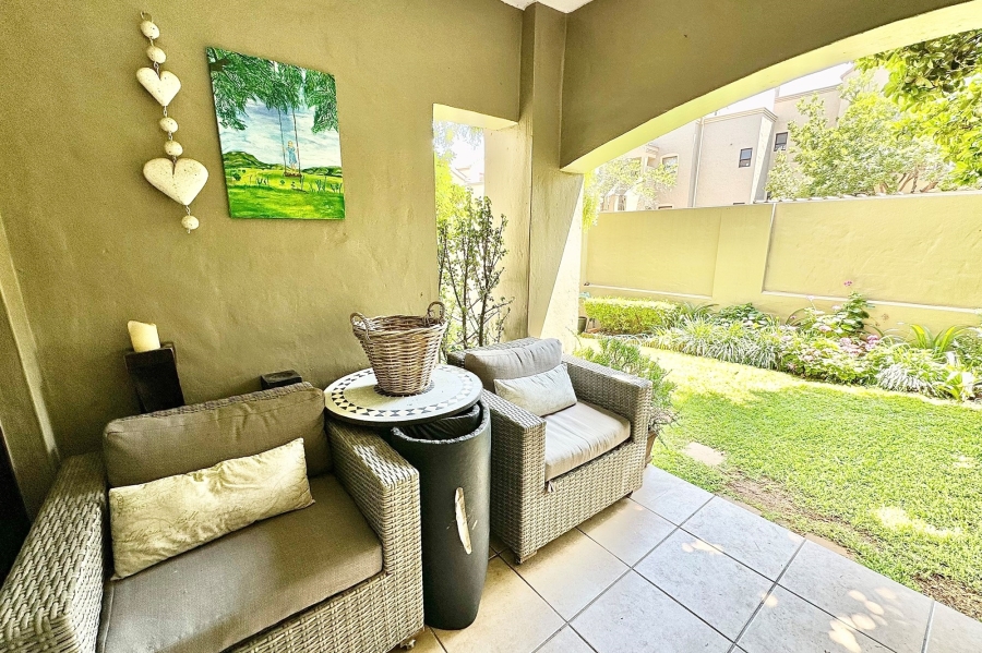 2 Bedroom Property for Sale in Lonehill Gauteng