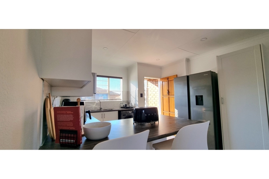 2 Bedroom Property for Sale in Liefde en Vrede Gauteng