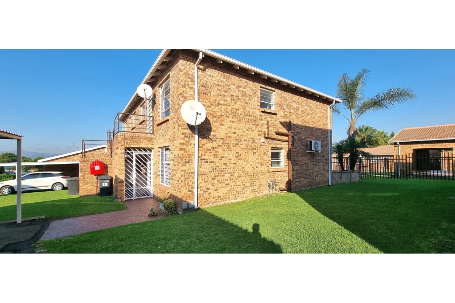 2 Bedroom Property for Sale in Liefde en Vrede Gauteng