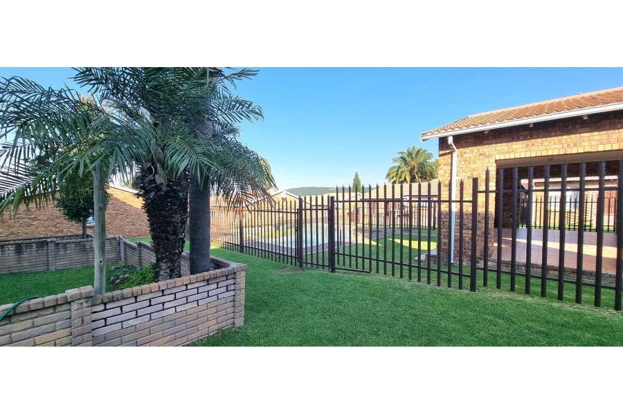 2 Bedroom Property for Sale in Liefde en Vrede Gauteng