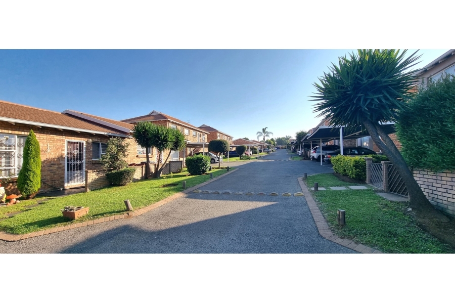 2 Bedroom Property for Sale in Liefde en Vrede Gauteng