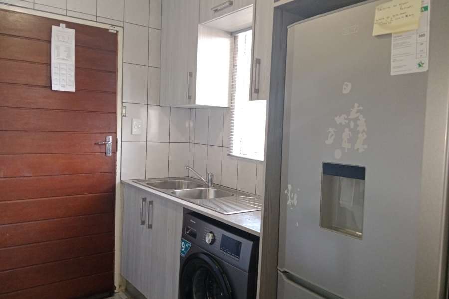 To Let 3 Bedroom Property for Rent in Mahube Valley Gauteng