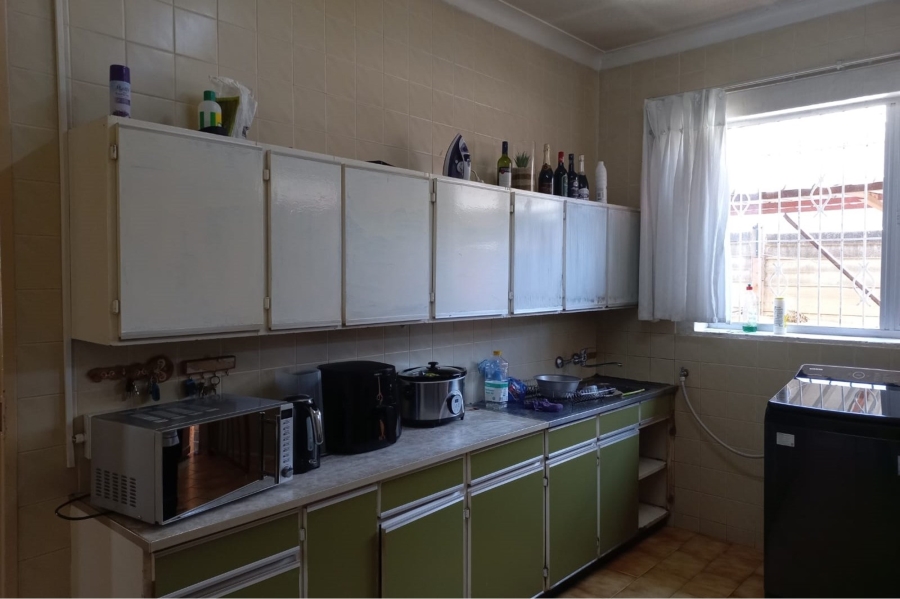 2 Bedroom Property for Sale in Bezuidenhout Valley Gauteng