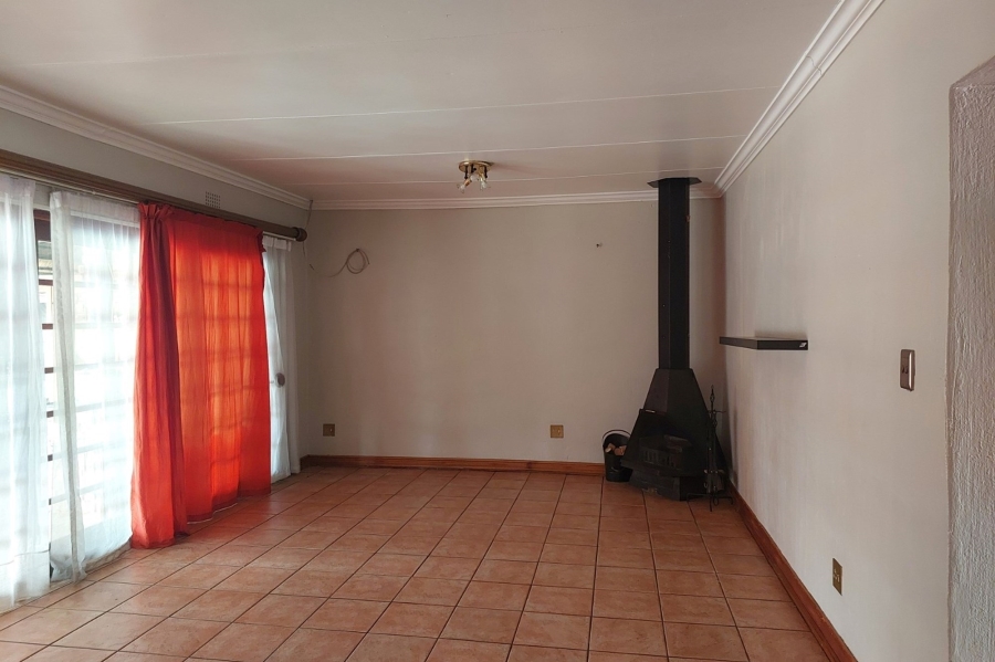 To Let 4 Bedroom Property for Rent in Parkrand Gauteng