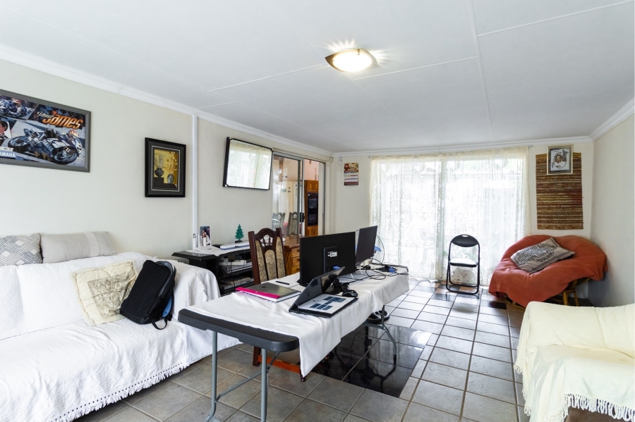 3 Bedroom Property for Sale in Wierda Park Gauteng