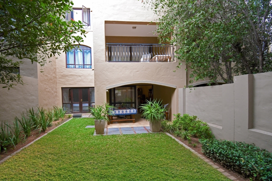 1 Bedroom Property for Sale in Lonehill Gauteng