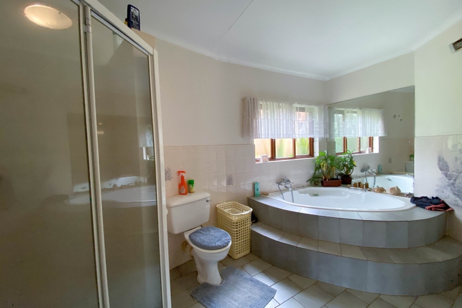 4 Bedroom Property for Sale in Zwavelpoort Gauteng