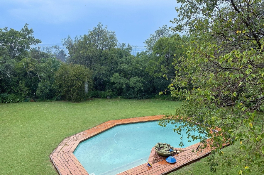 4 Bedroom Property for Sale in Zwavelpoort Gauteng