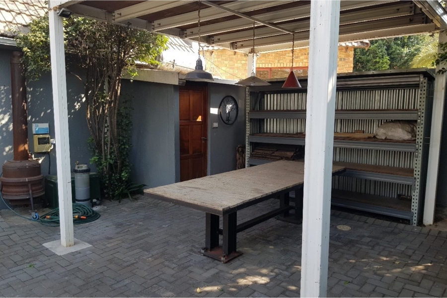 4 Bedroom Property for Sale in Maroeladal Gauteng