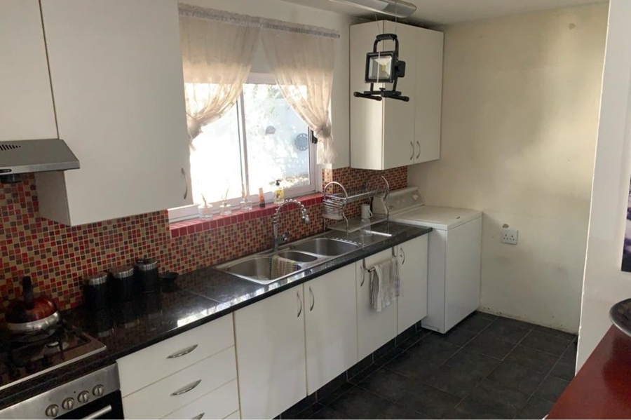 4 Bedroom Property for Sale in Maroeladal Gauteng