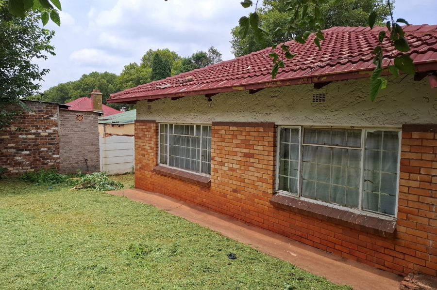 4 Bedroom Property for Sale in Bezuidenhout Valley Gauteng