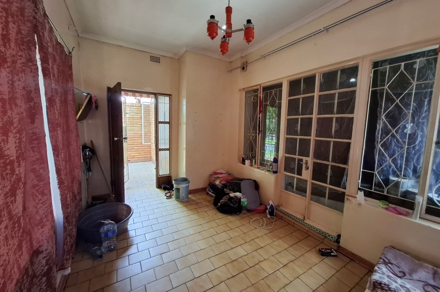 4 Bedroom Property for Sale in Bezuidenhout Valley Gauteng