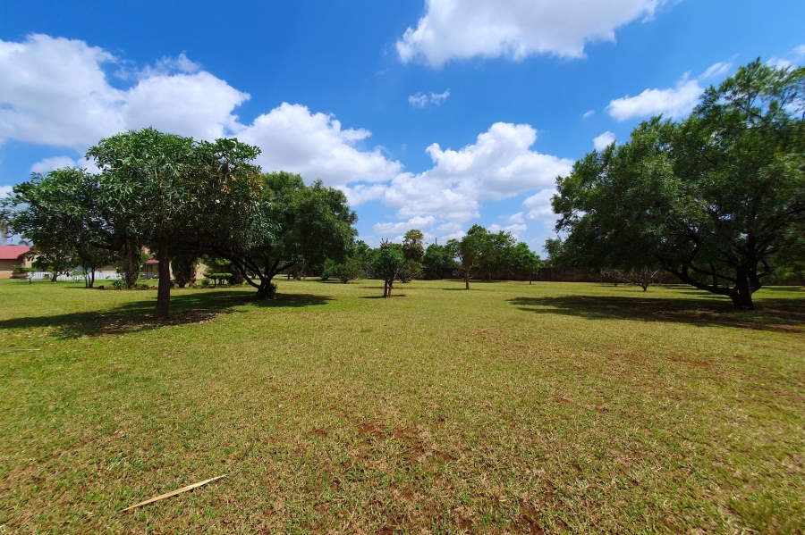 6 Bedroom Property for Sale in Patryshoek A H Gauteng