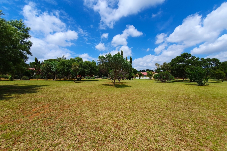 6 Bedroom Property for Sale in Patryshoek A H Gauteng