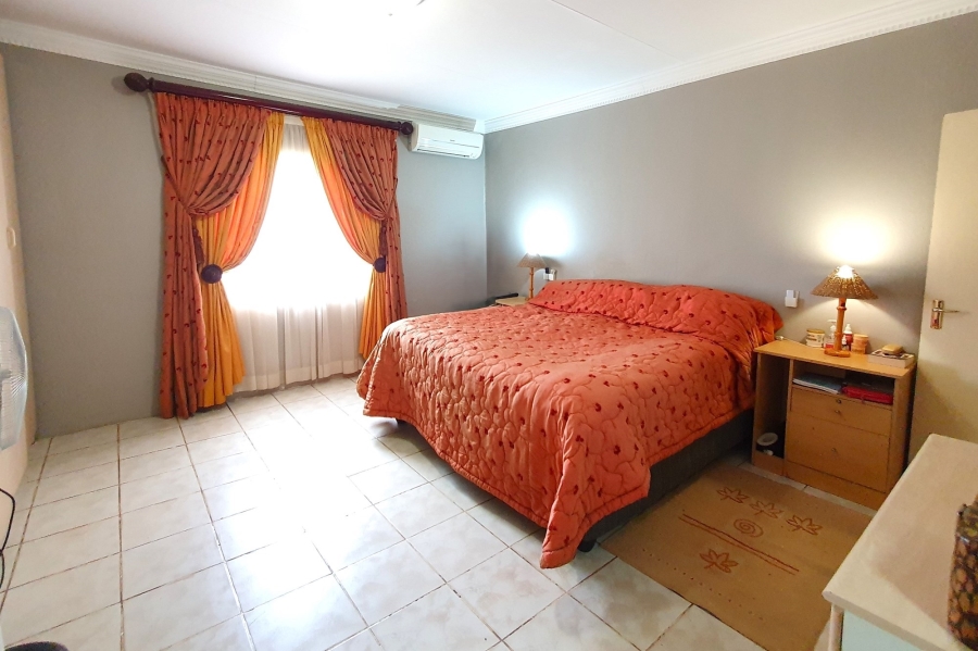 6 Bedroom Property for Sale in Patryshoek A H Gauteng