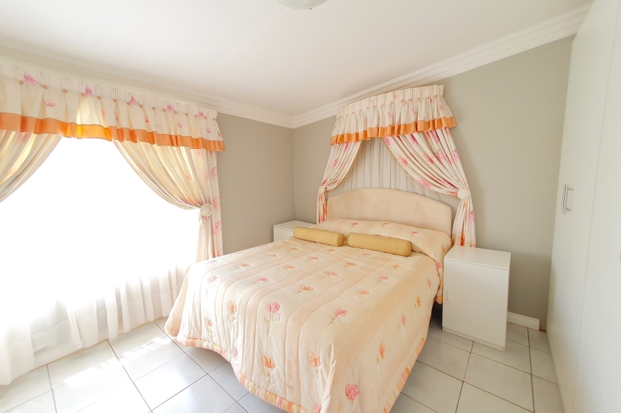 6 Bedroom Property for Sale in Patryshoek A H Gauteng