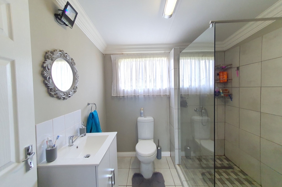 6 Bedroom Property for Sale in Patryshoek A H Gauteng
