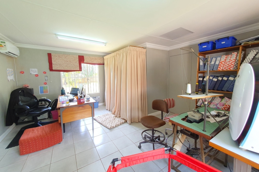 6 Bedroom Property for Sale in Patryshoek A H Gauteng
