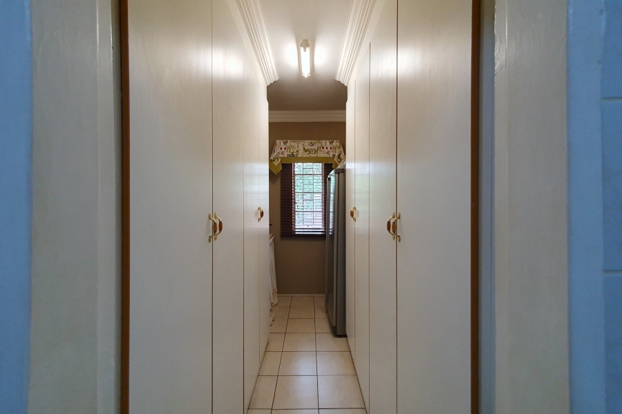 6 Bedroom Property for Sale in Patryshoek A H Gauteng
