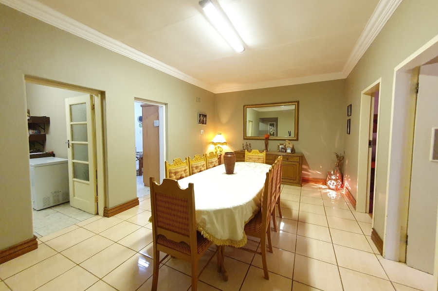 6 Bedroom Property for Sale in Patryshoek A H Gauteng