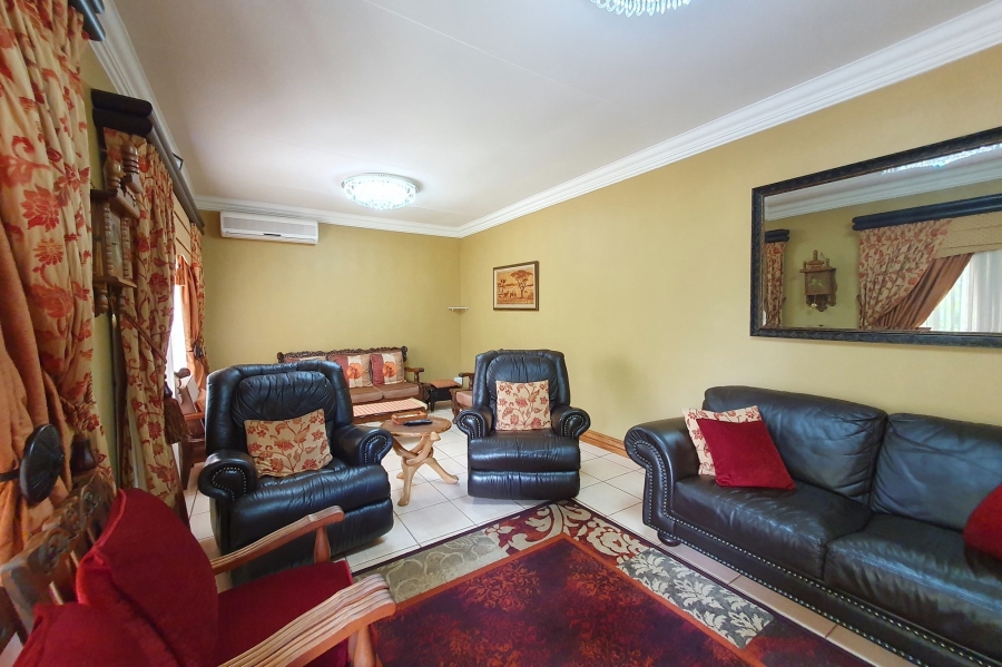 6 Bedroom Property for Sale in Patryshoek A H Gauteng