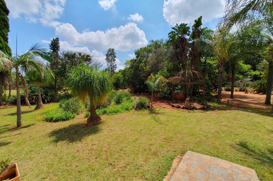 6 Bedroom Property for Sale in Patryshoek A H Gauteng