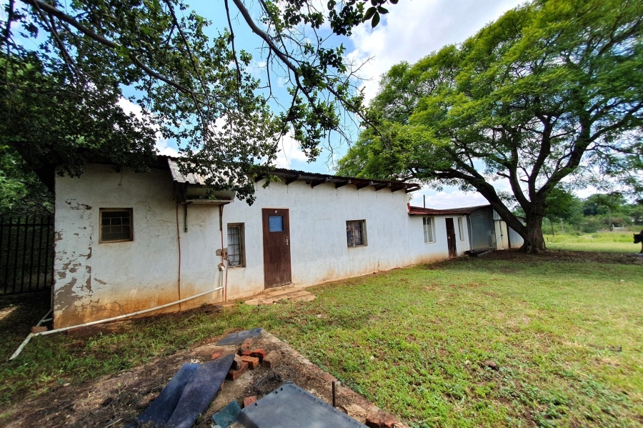 6 Bedroom Property for Sale in Patryshoek A H Gauteng
