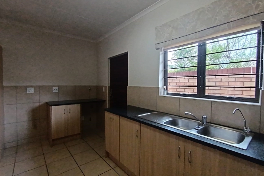 3 Bedroom Property for Sale in Olivedale Gauteng