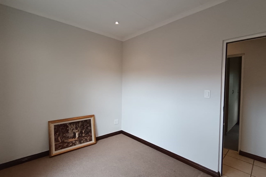 3 Bedroom Property for Sale in Olivedale Gauteng