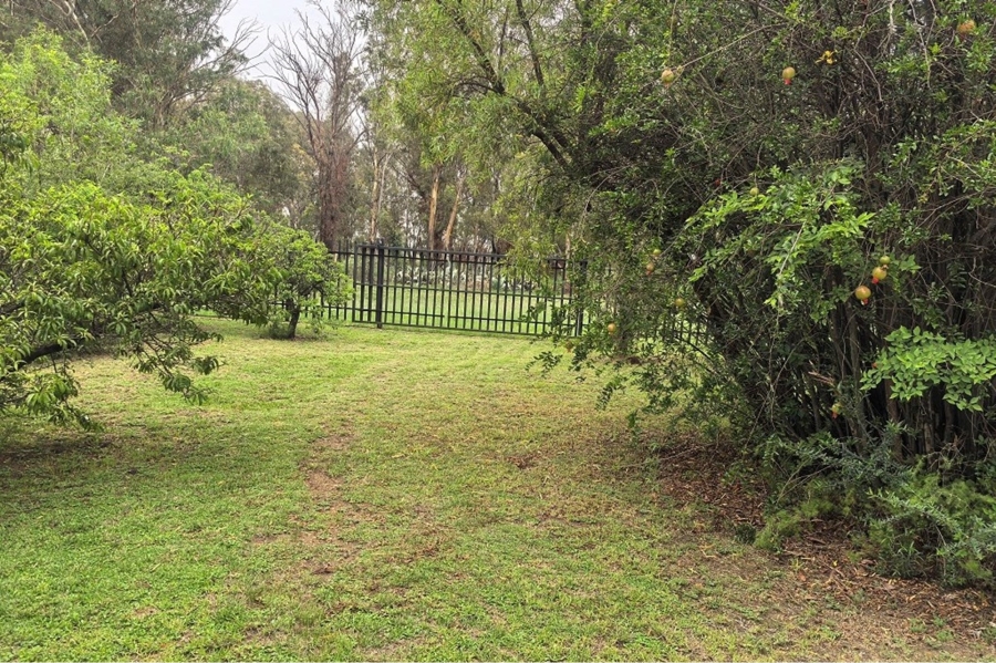 2 Bedroom Property for Sale in Walker Fruit Farms Gauteng