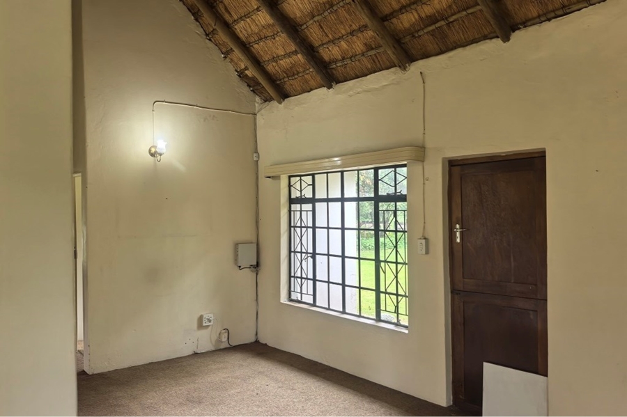 2 Bedroom Property for Sale in Walker Fruit Farms Gauteng