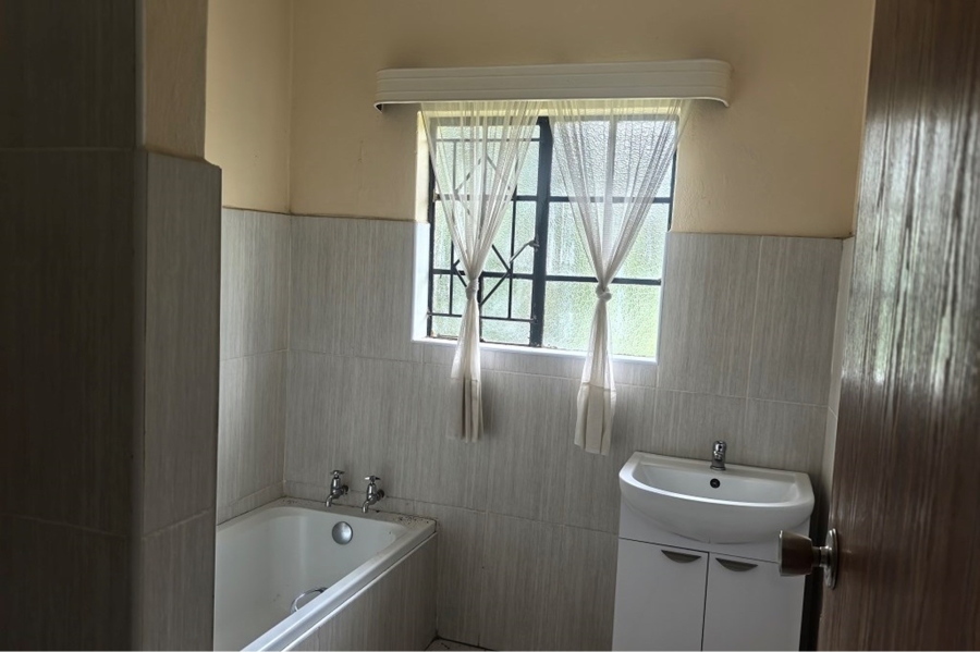 2 Bedroom Property for Sale in Walker Fruit Farms Gauteng