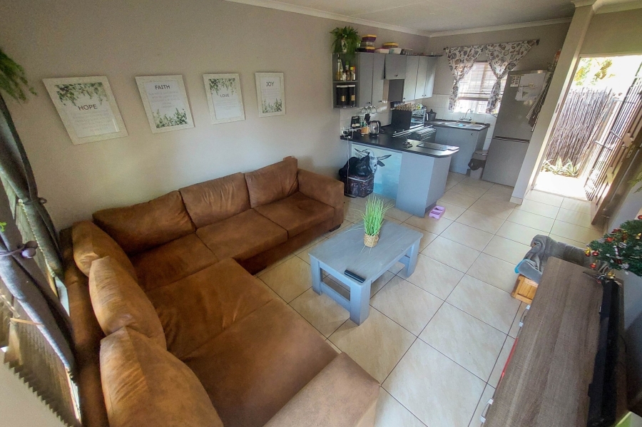 2 Bedroom Property for Sale in Highveld Gauteng