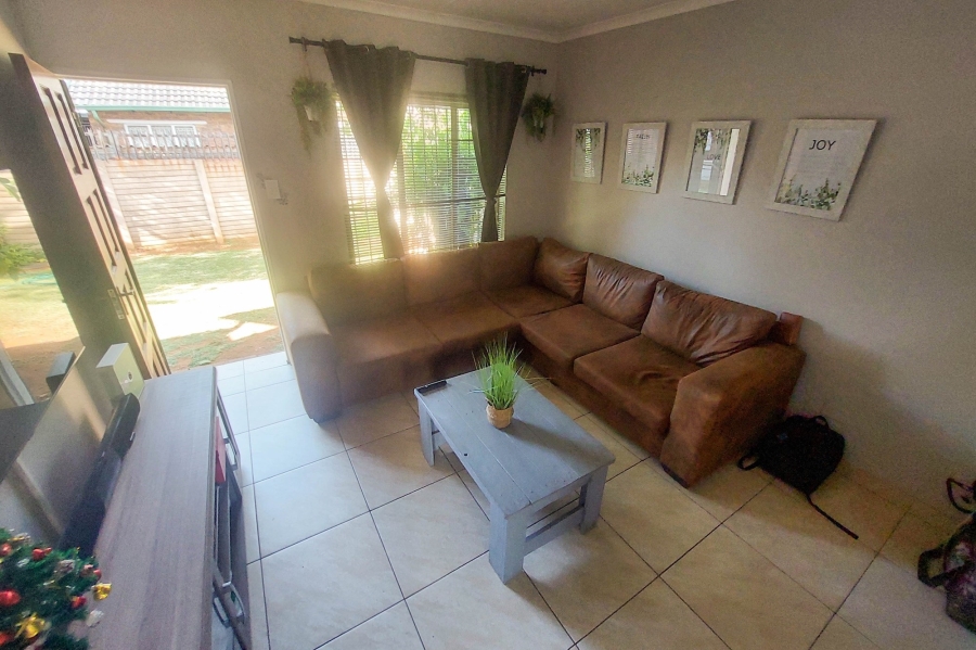 2 Bedroom Property for Sale in Highveld Gauteng